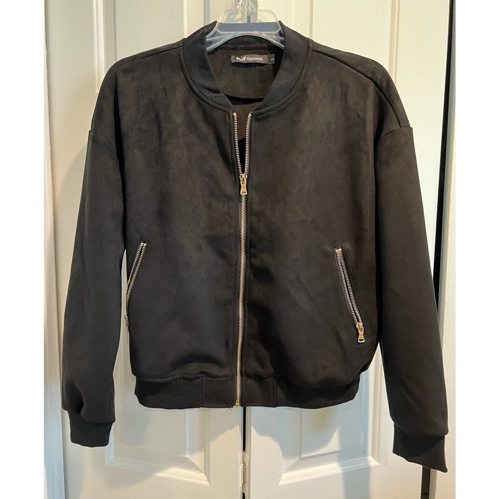 🖤Like New-FAUX Suede Jacket w Gold Zippers